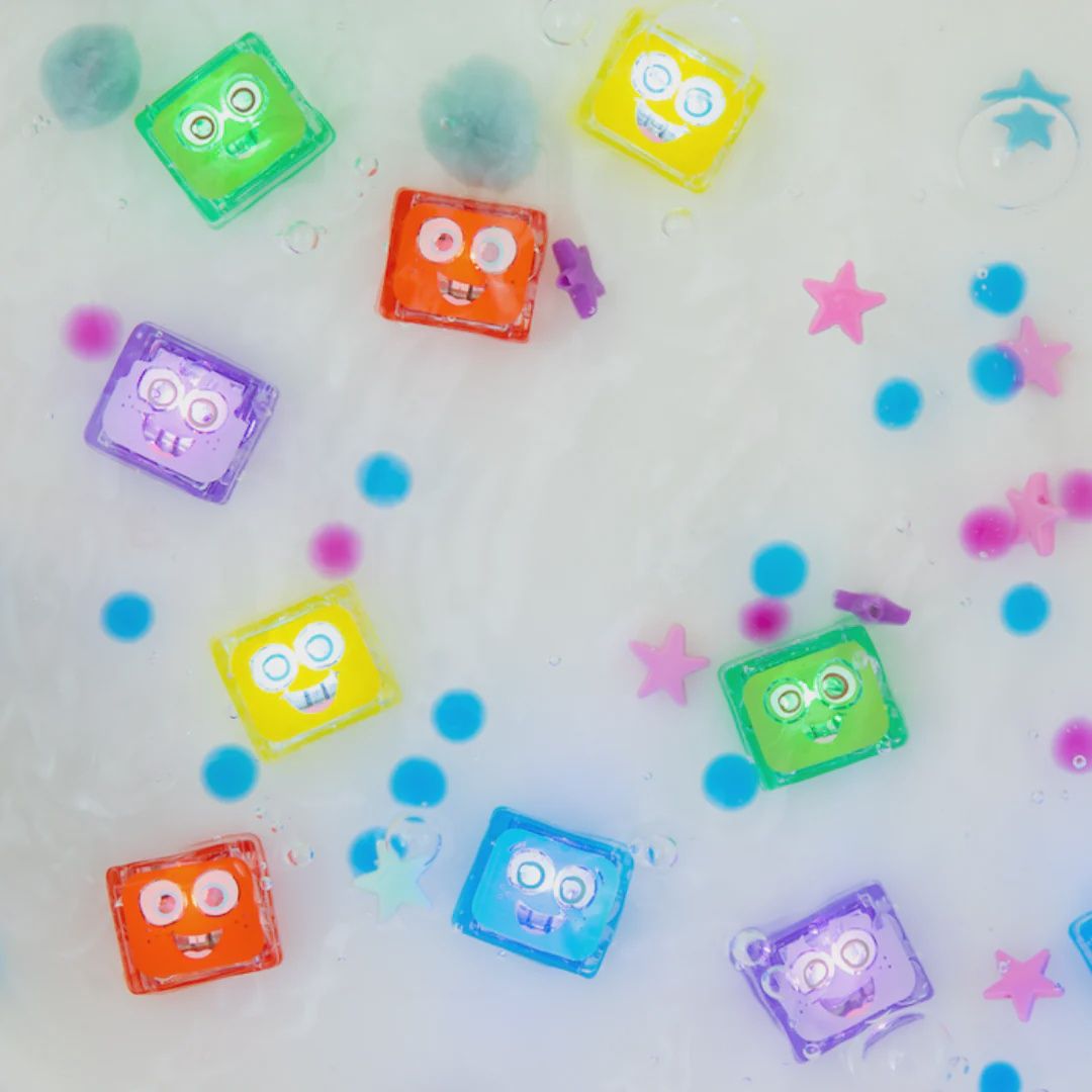 Glo Pals Light Up Cube