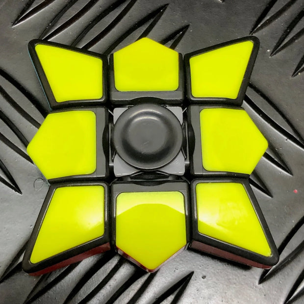 Yellow & White Cube Spinner